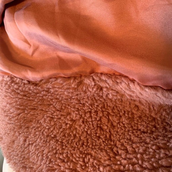 US8 Topshop Pink/Mauve Teddy Bear Coat - Picture 3 of 4